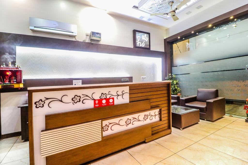 Hotel Sartaj ルディヤーナー エクステリア 写真
