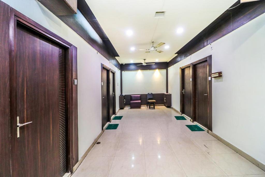 Hotel Sartaj ルディヤーナー エクステリア 写真